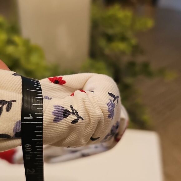 Floral Knot Headband Red White And Blue NWOT - Picture 5 of 6